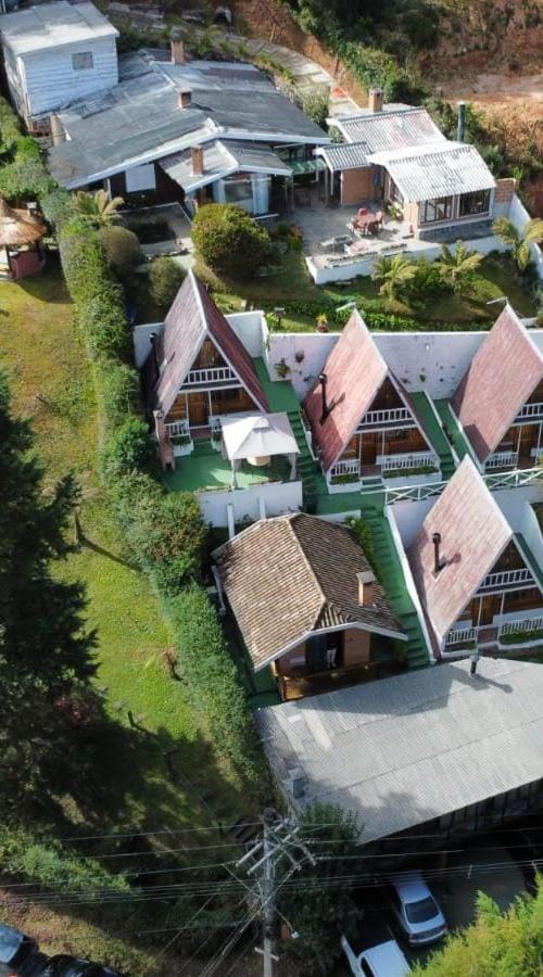 Villa Valentina Chales Com Lareira E Churrasqueira Campos do Jordão Exterior foto